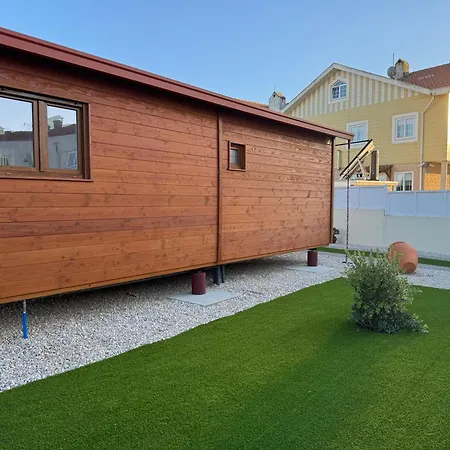 Acolhedora Casa De T2 Com Espaço Exterior Hébergement de vacances