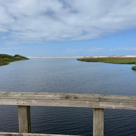 Acolhedora Casa De T2 Com Espaço Exterior * Esmoriz